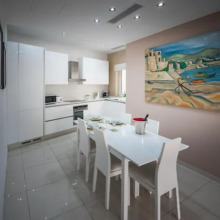 Seafront Luxury St Pauls Bay San Pawl il-Baħar