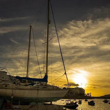 Seafront Luxury St Pauls Bay San Pawl il-Baħar
