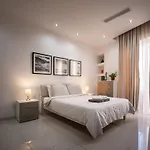 Seafront Luxury St Pauls Bay *