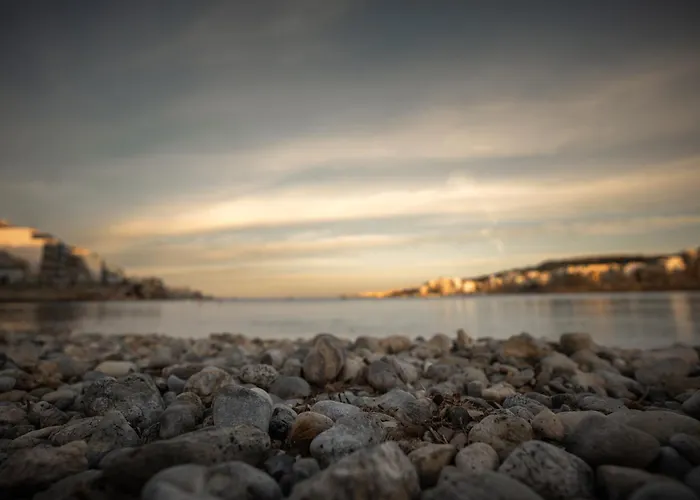 Seafront Luxury St Pauls Bay *